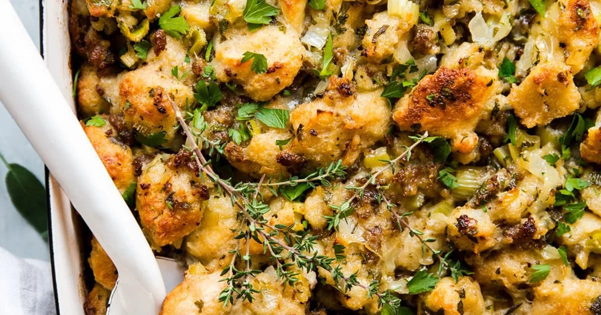 Classic Sausage Stuffing