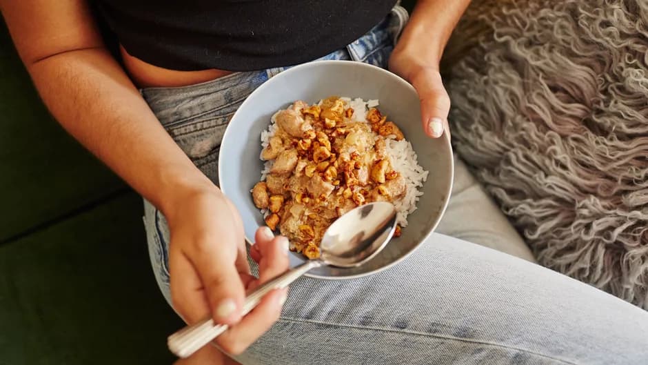 Ginger Cashew Chicken Curry