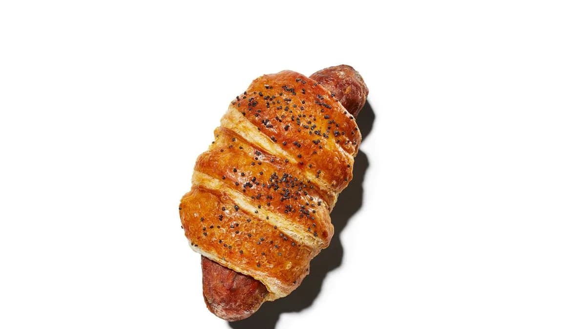 Hogs in a Pretzel Blanket