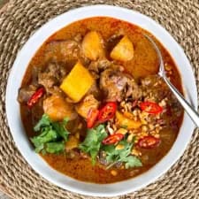 Massaman Beef Slow Cooker