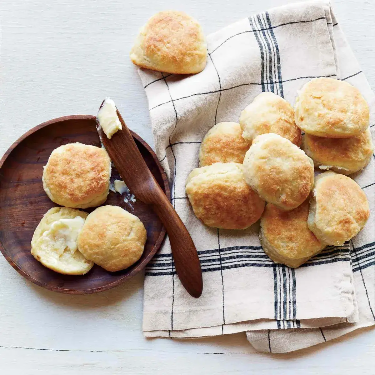 Skillet Buttermilk Biscuits