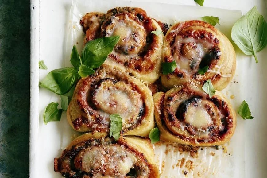 Tomato Basil Pizza Rolls