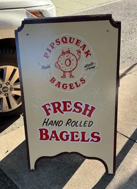 run, don't walk, to pipsqueak bagels