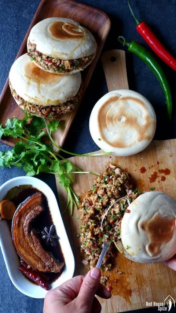 Chinese Pork Burger (Rou Jia Mo 肉夹馍)
