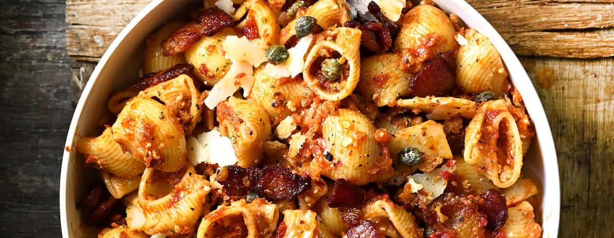 Red Pesto Pasta Salad with Bacon