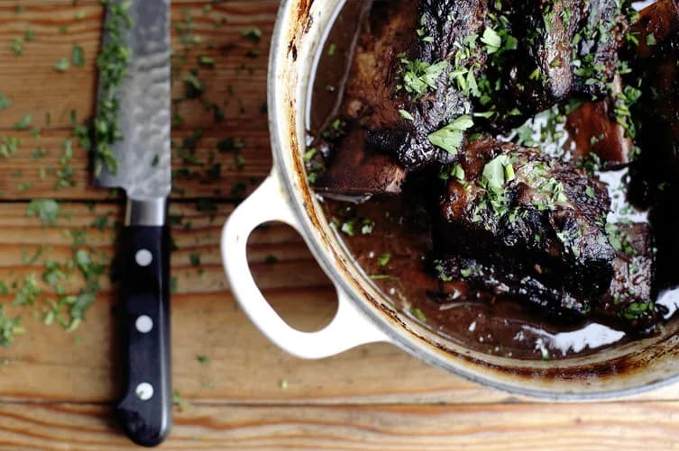 Short Ribs Braised in Red Wine and Vanilla