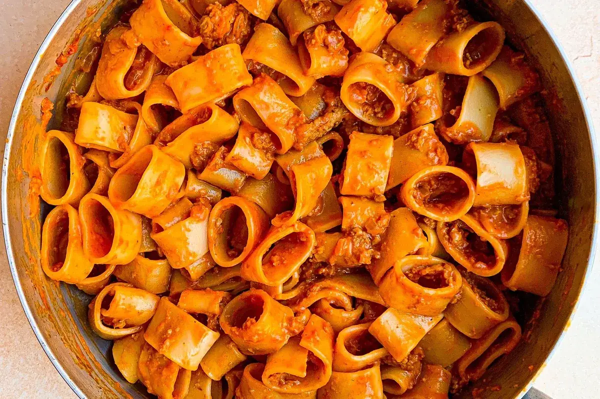 Smoky Red Pepper Pasta with Vegetarian Sausage