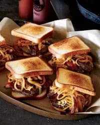 Smoked Gouda and Bacon Burgers with Barbecue Sauce