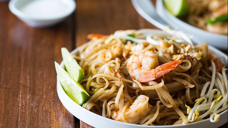 Shrimp Pad Thai For Four
